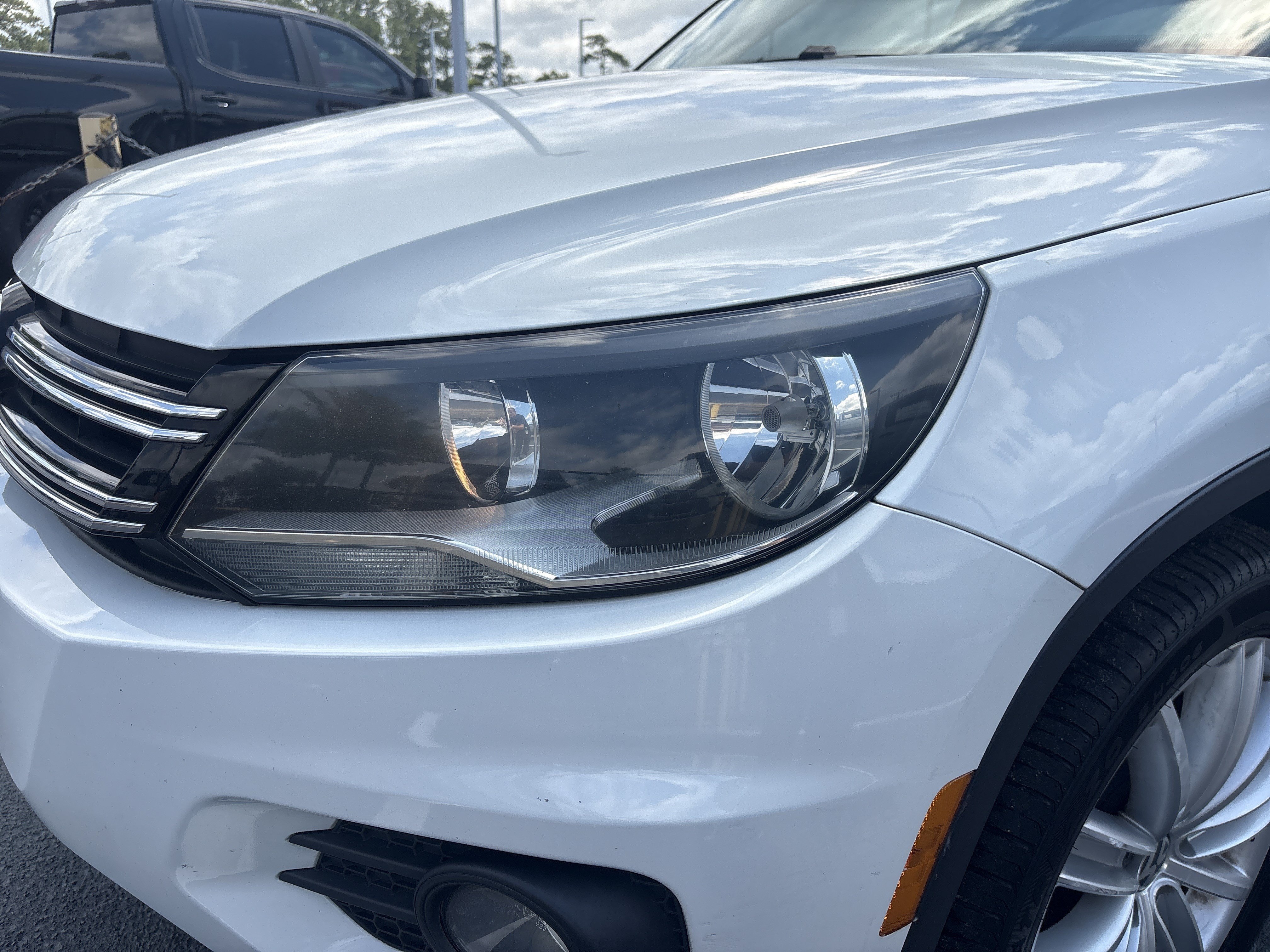 Used 2015 Volkswagen Tiguan SEL AWD/4WD image 20