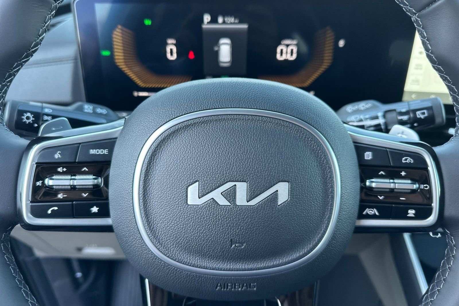 New 2026 Kia Carnival LXS image 25