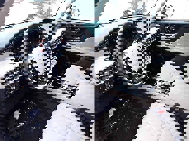 New 2026 Lincoln Corsair Premiere image 20