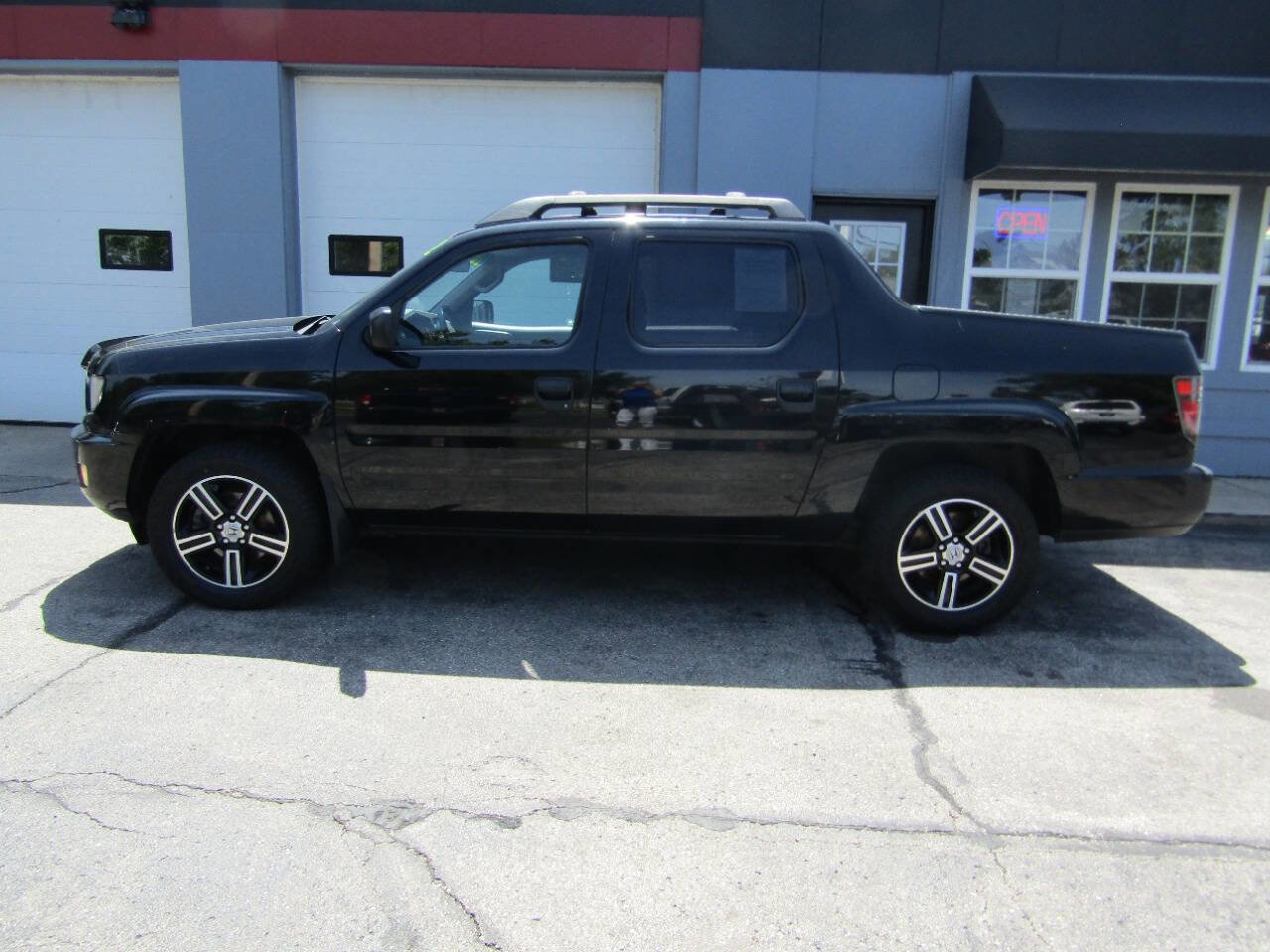 Used 2012 Honda Ridgeline Sport image 1