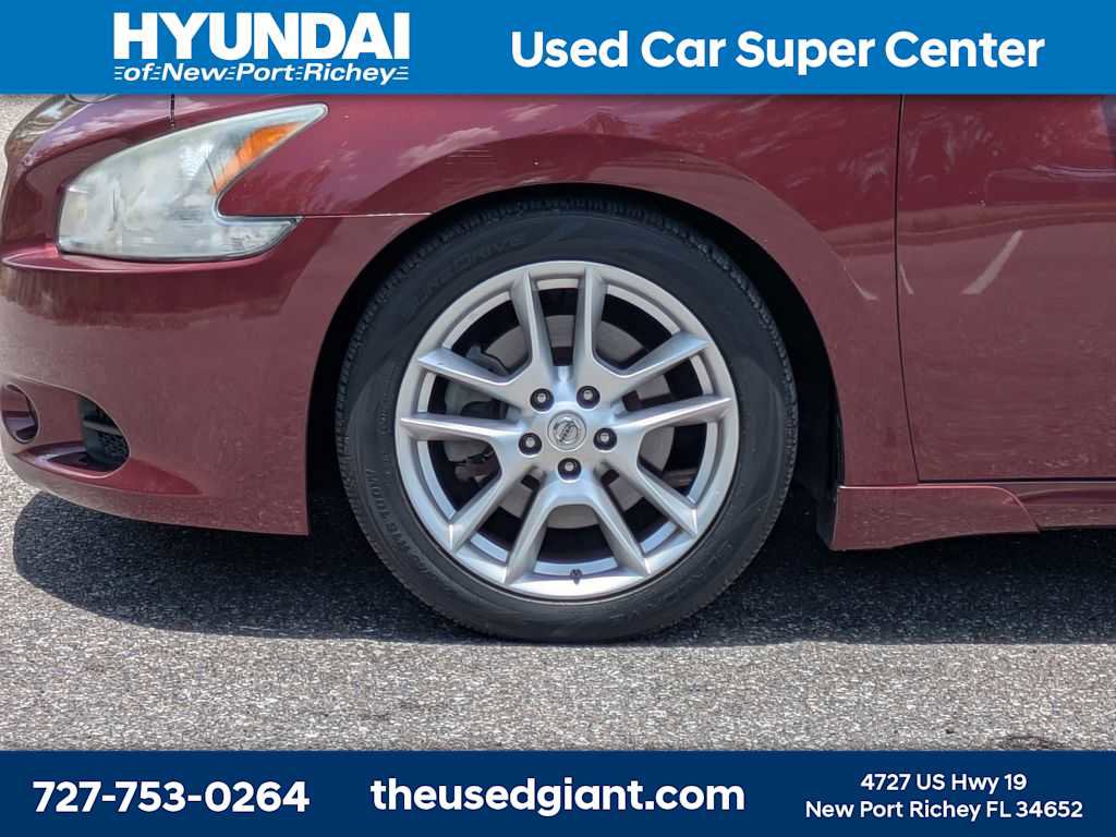 Used 2011 Nissan Maxima 3.5 SV w/ Premium Pkg FWD image 10