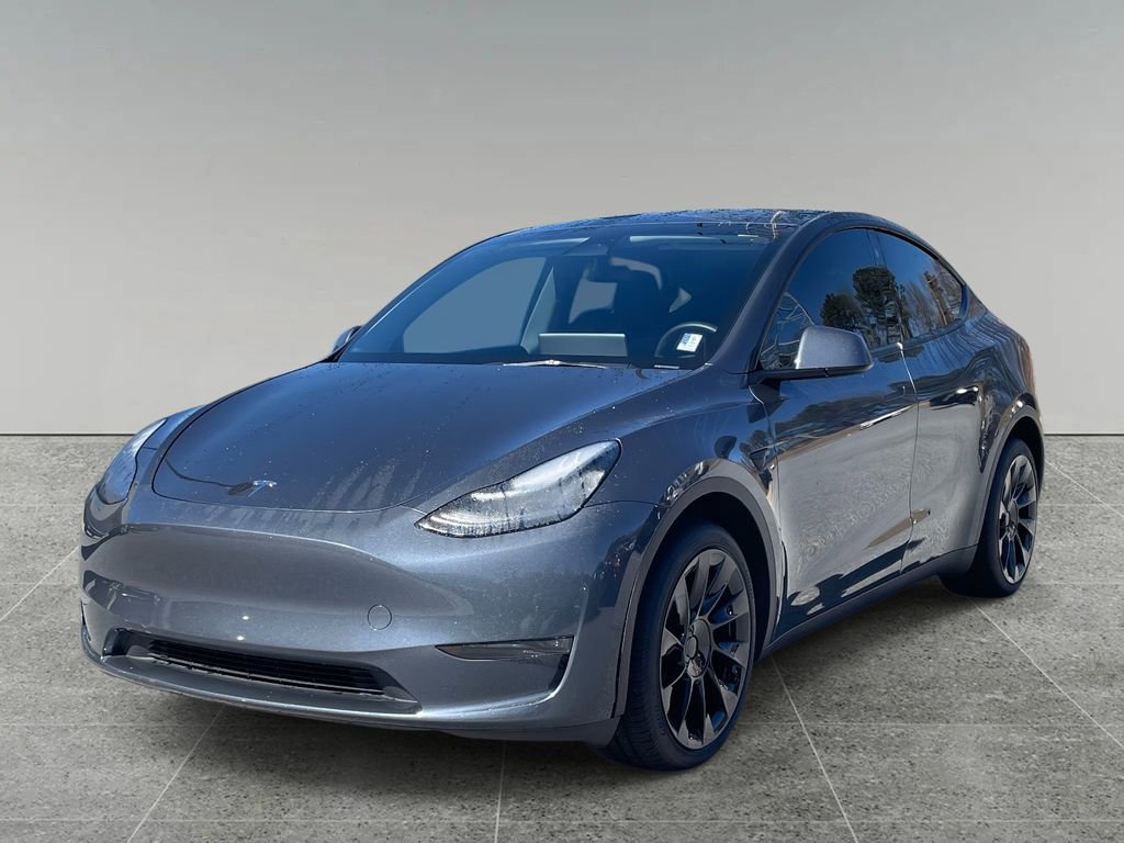 Used 2023 Tesla Model Y Long Range image 1