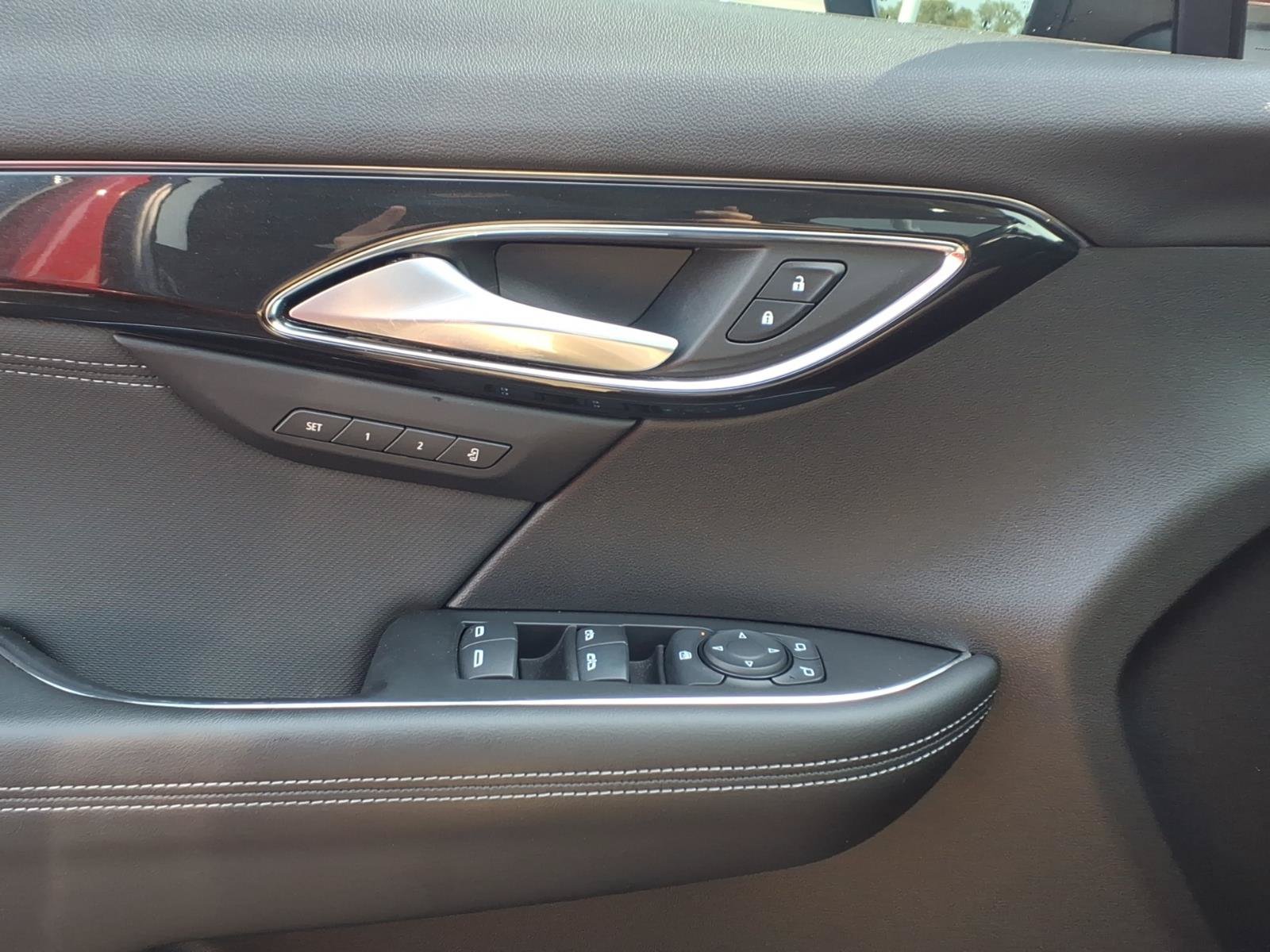 Used 2025 Buick Envision Preferred AWD/4WD image 23