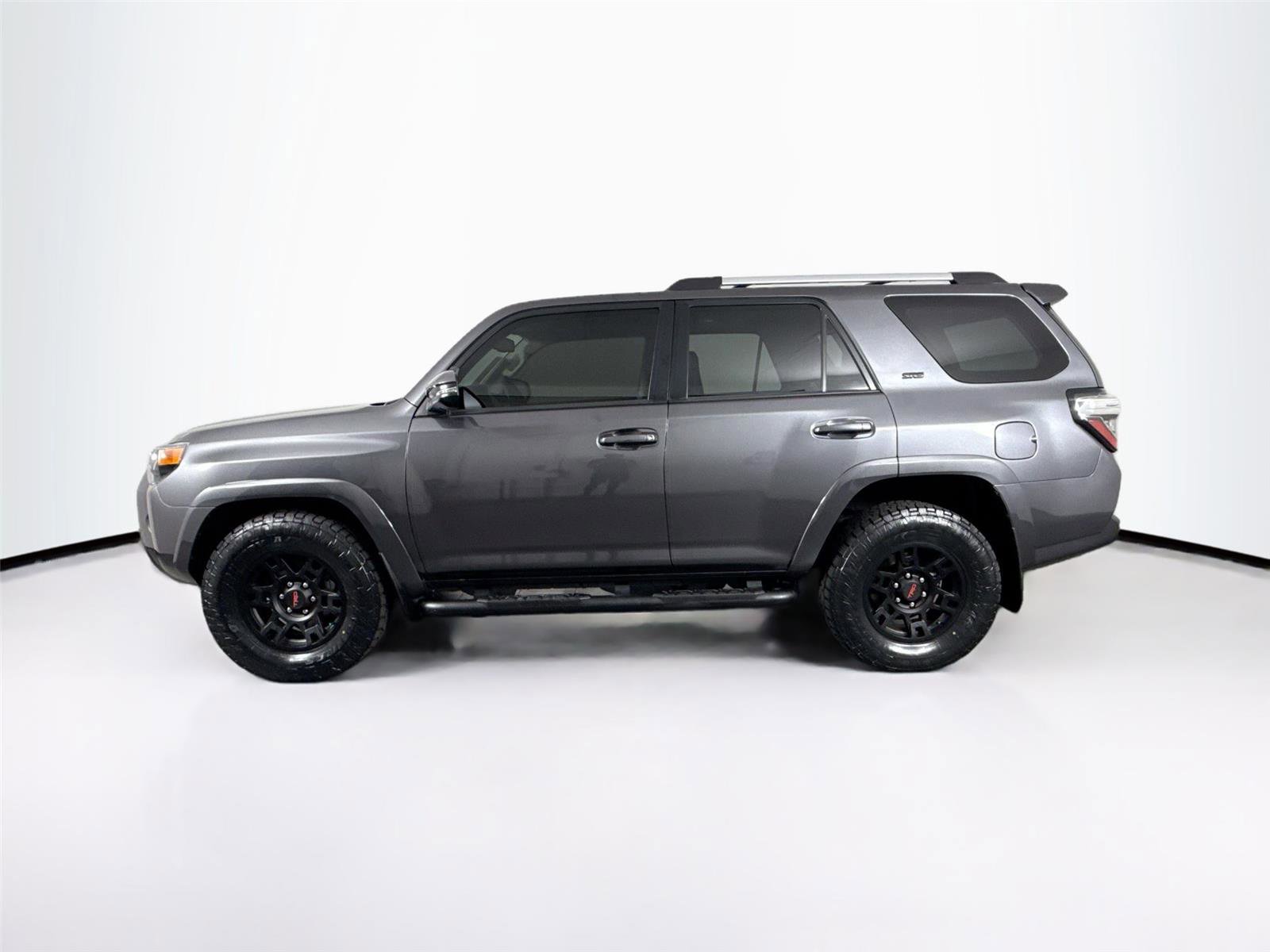 Certified 2022 Toyota 4Runner SR5 Premium w/ Moonroof Package image 14