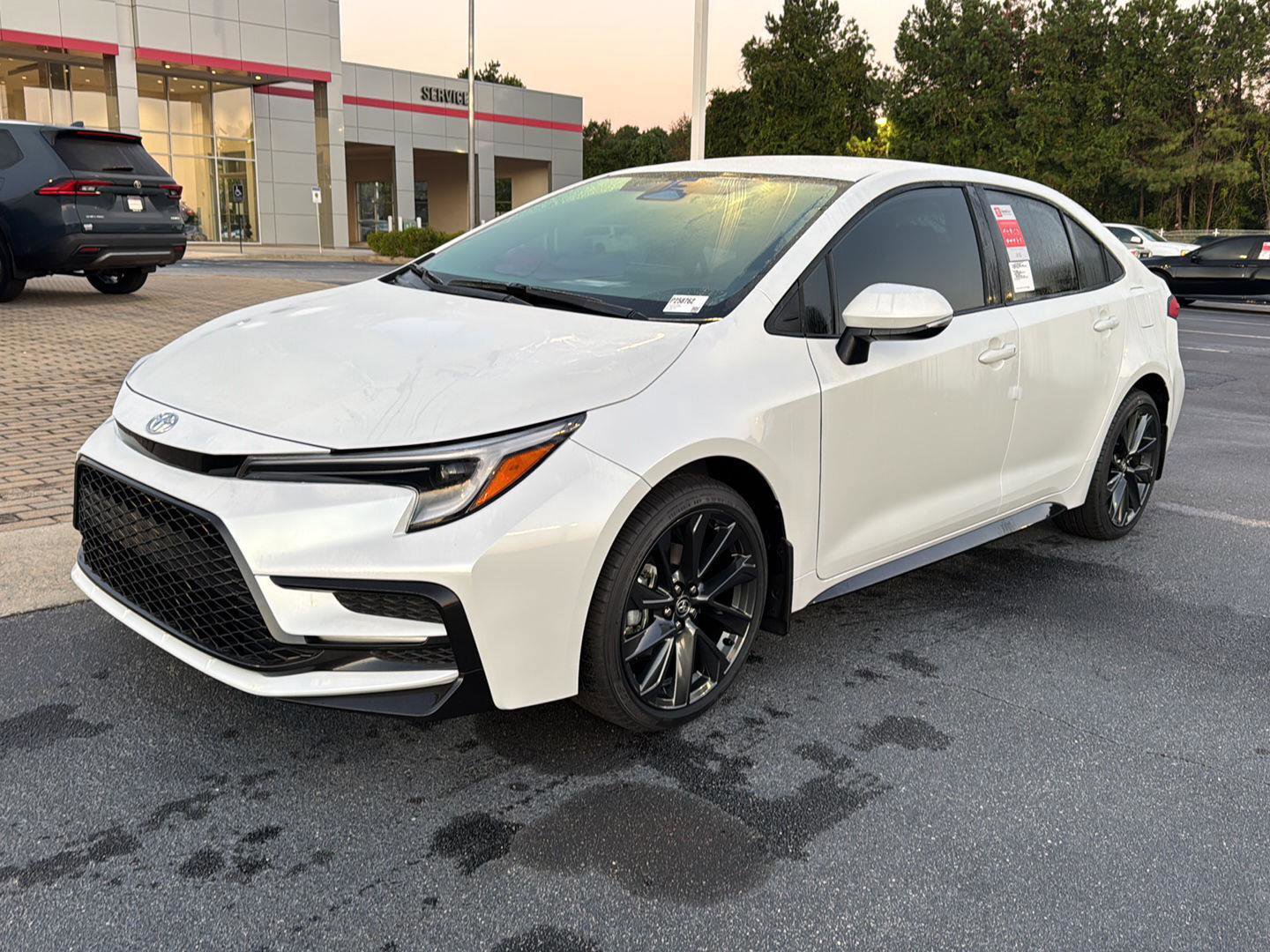 New 2026 Toyota Corolla SE image 2