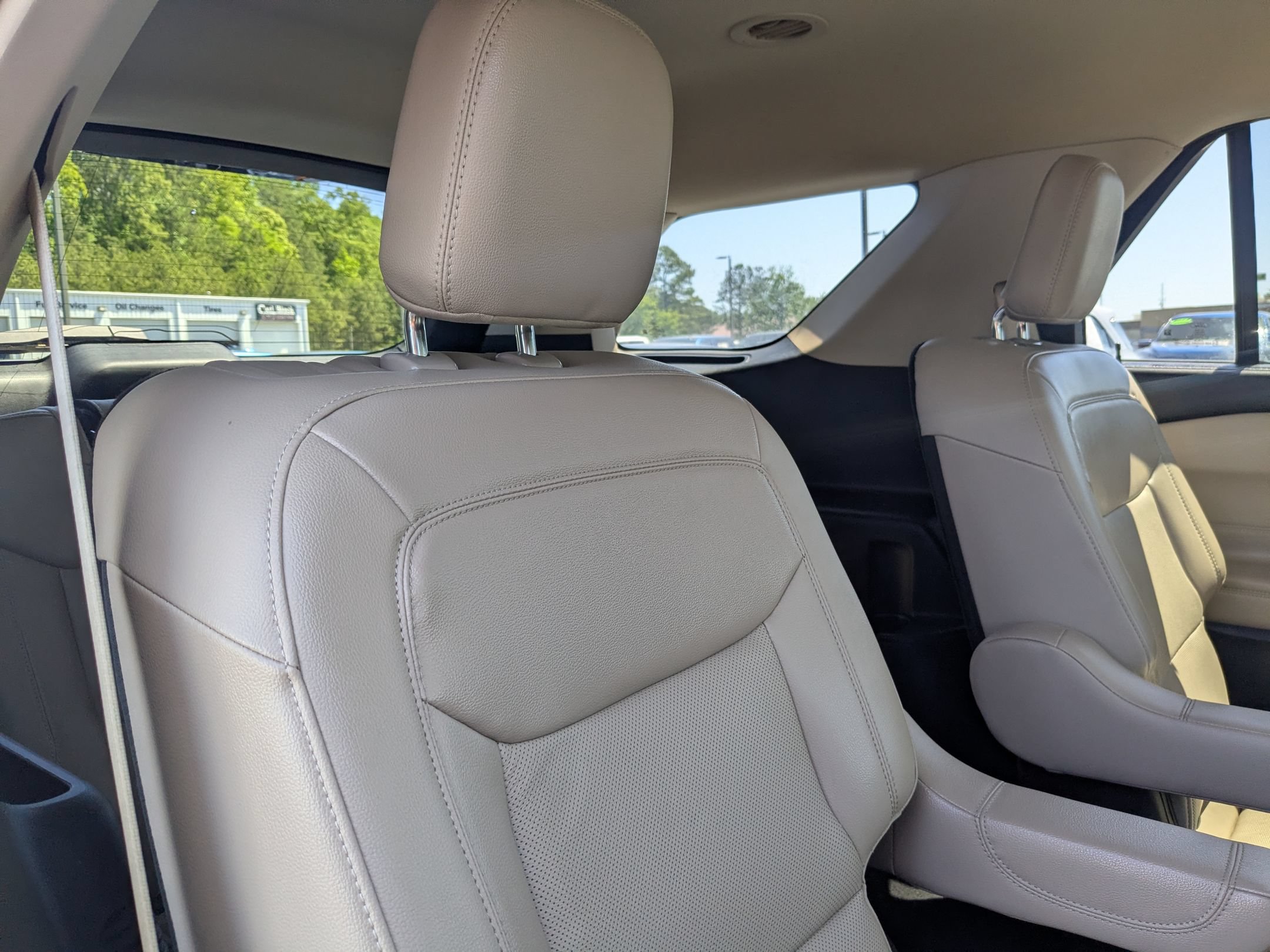 Used 2023 Ford Explorer Limited RWD image 28
