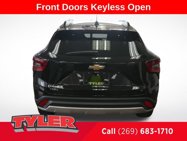 New 2026 Chevrolet Trax LT w/ Driver Confidence Package FWD image 4