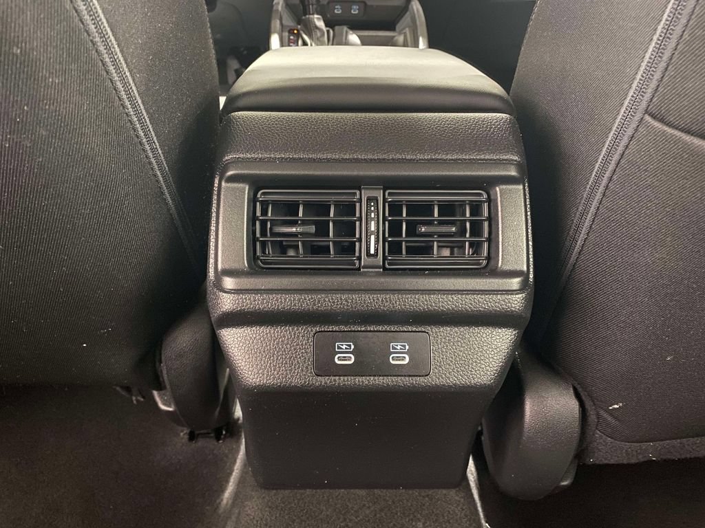 Used 2025 Honda Accord SE image 12