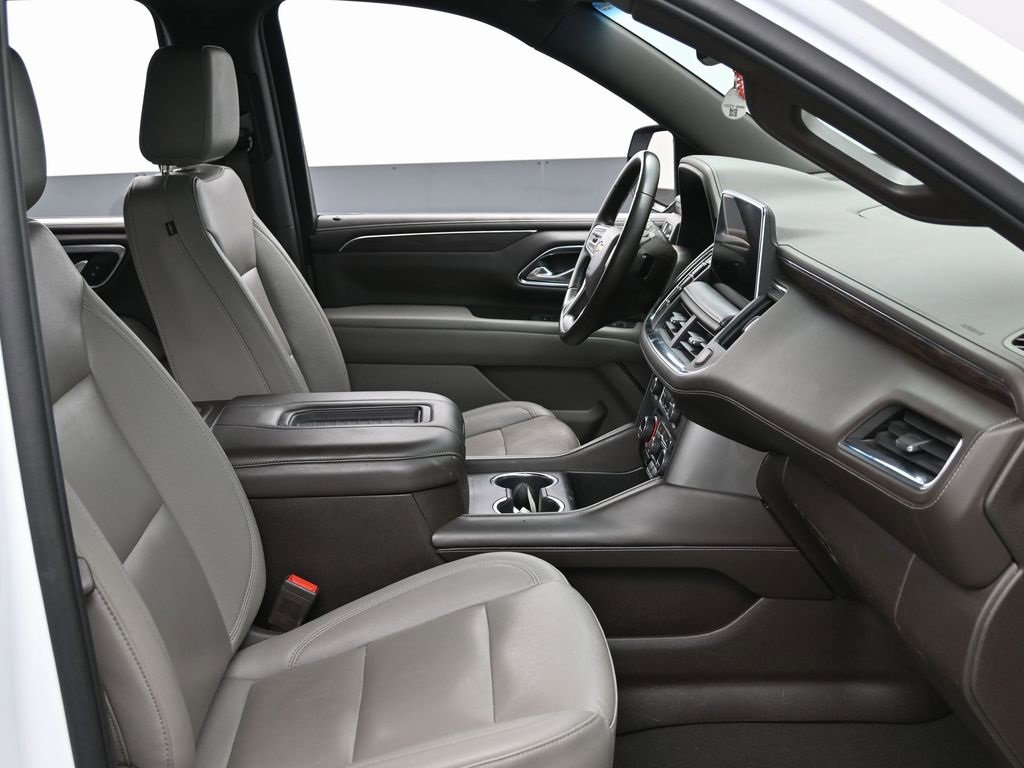 Used 2023 Chevrolet Suburban LT image 37