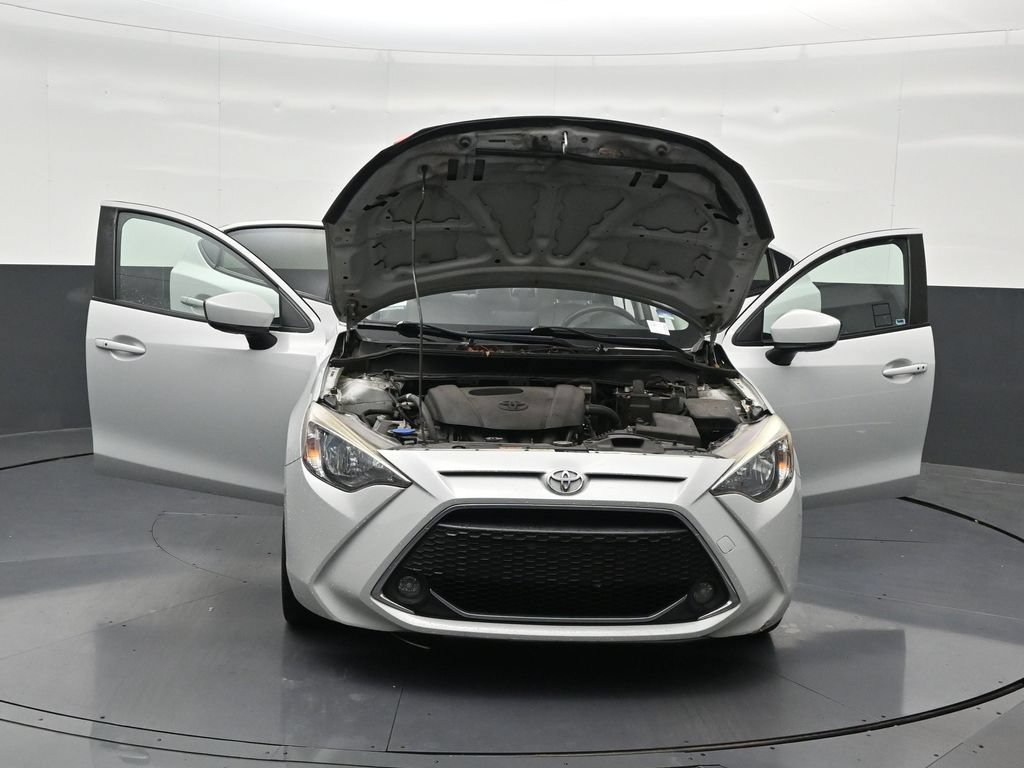 Used 2020 Toyota Yaris LE FWD image 36