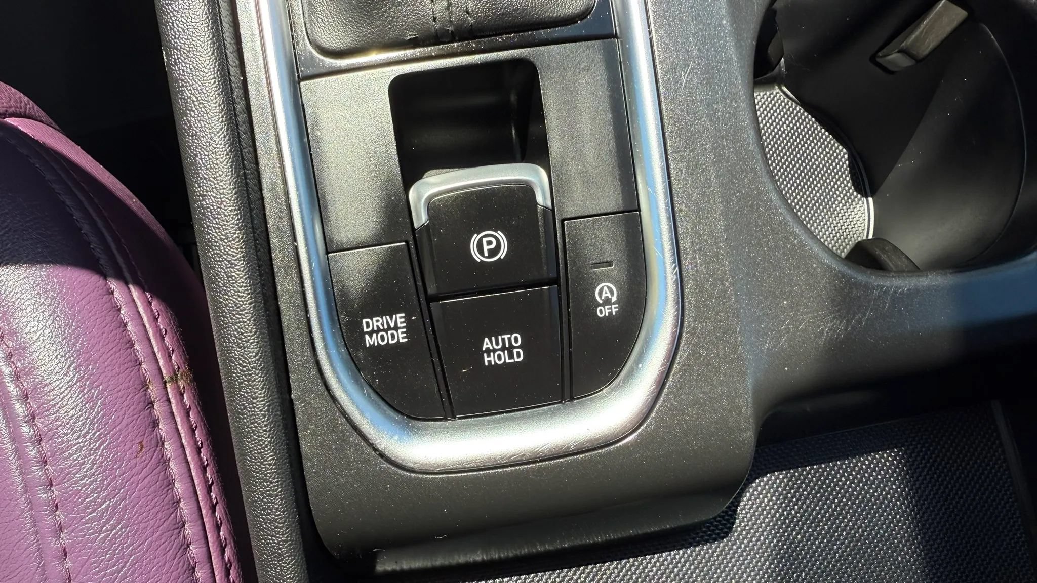 Used 2020 Hyundai Santa Fe SEL FWD image 25