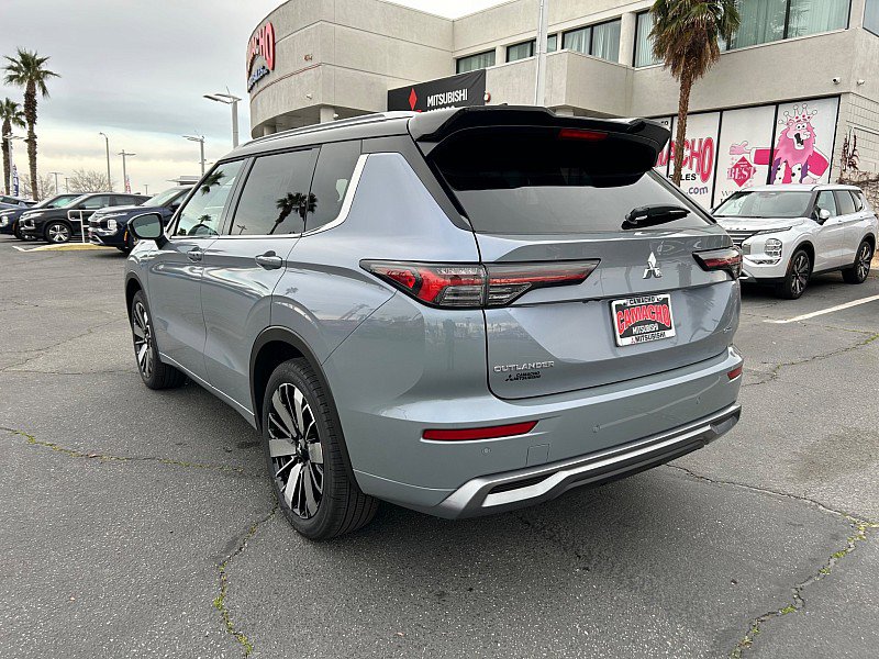 New 2026 Mitsubishi Outlander SEL image 5