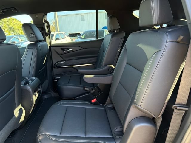 New 2026 Chevrolet Traverse LT w/ Enhanced Driving Package FWD image 24