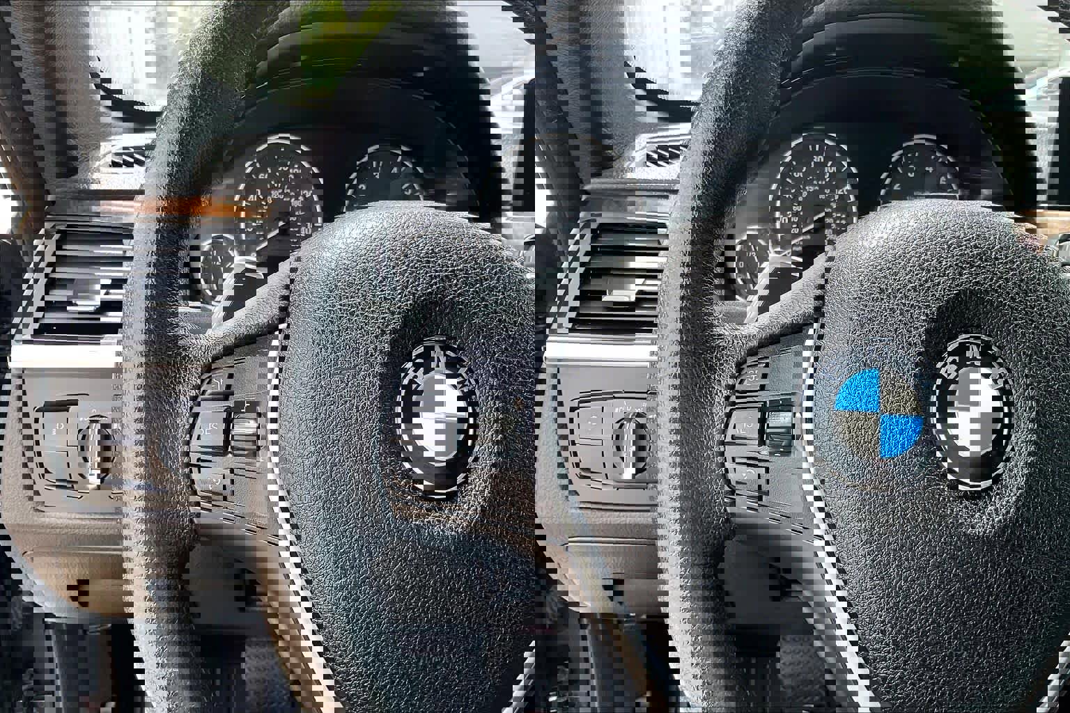 Used 2015 BMW 428i Convertible image 21