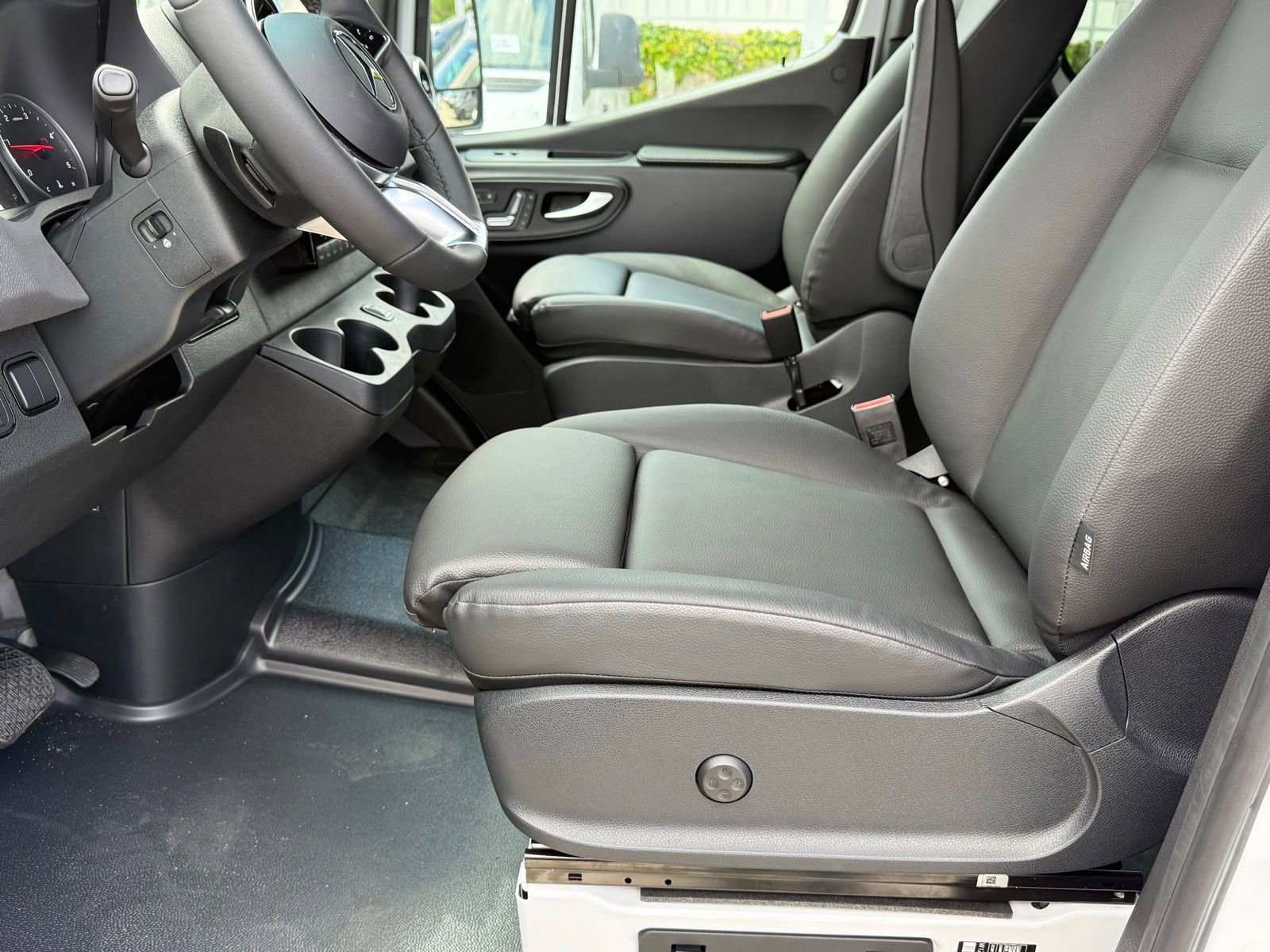 New 2025 Mercedes-Benz Sprinter 2500 image 20