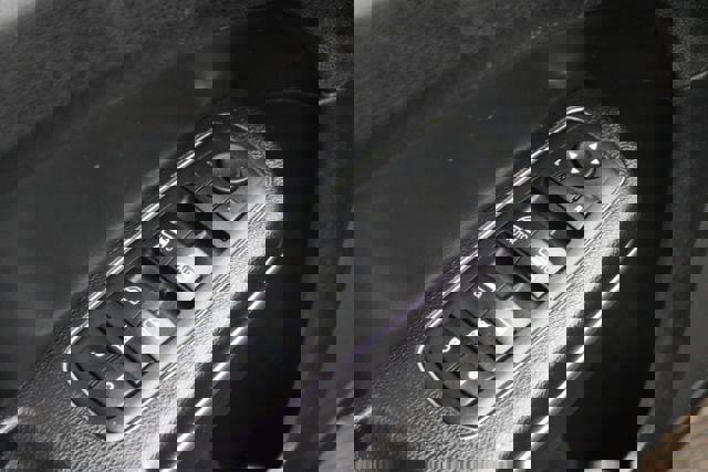 Used 2014 Chrysler 300 Touring w/ Quick Order Package 22F RWD image 9