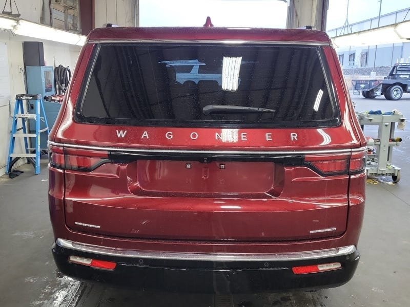 Used 2023 Jeep Wagoneer Series III w/ Rear Seat Video Group 1 image 5