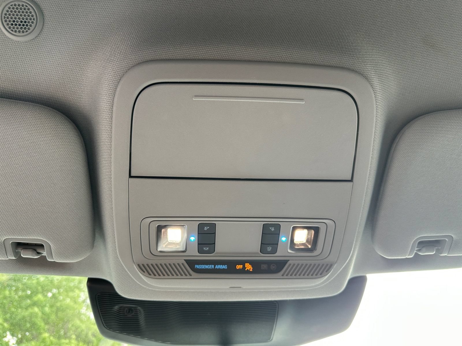 Used 2022 Ford Explorer XLT AWD/4WD image 28