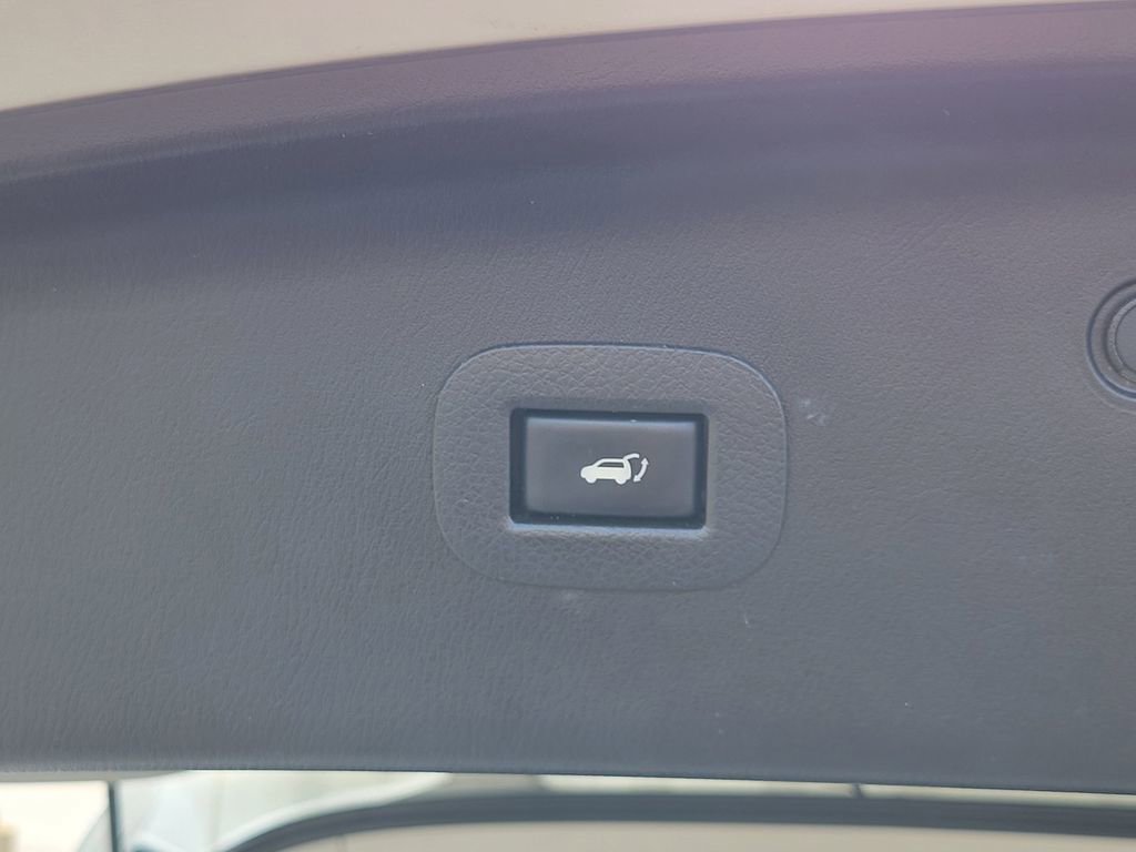 Used 2019 Nissan Armada SL w/ Premium Package image 14