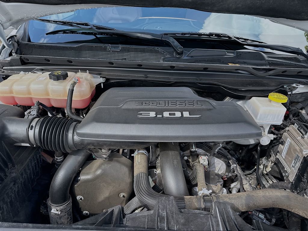 Used 2023 RAM 1500 Limited w/ Body Color Bumper Group image 33