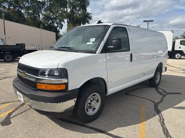 New 2025 Chevrolet Express 3500 w/ Driver Convenience Package RWD image 5