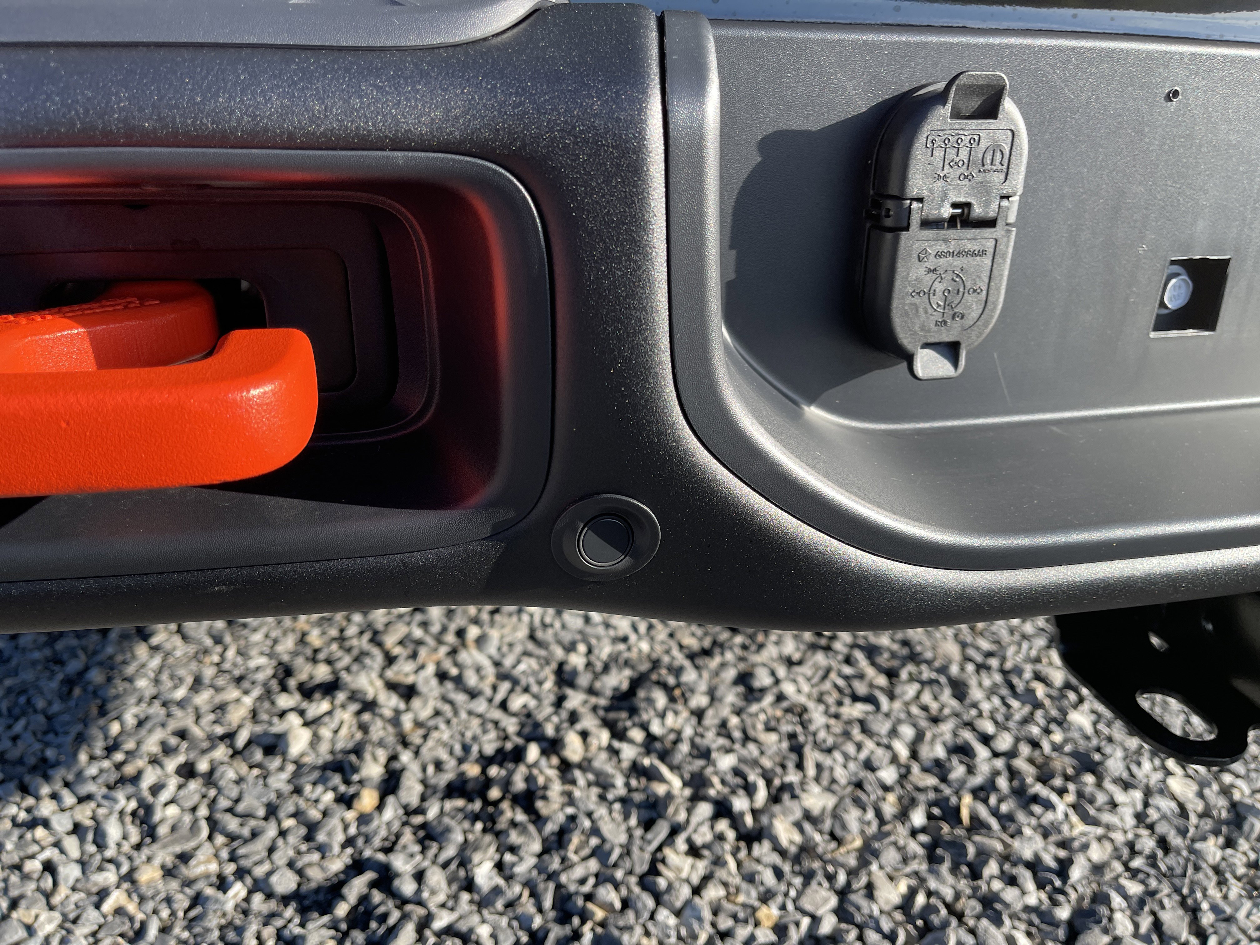New 2025 Jeep Gladiator Mojave image 7