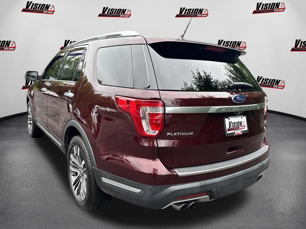 Used 2018 Ford Explorer Platinum AWD/4WD image 3
