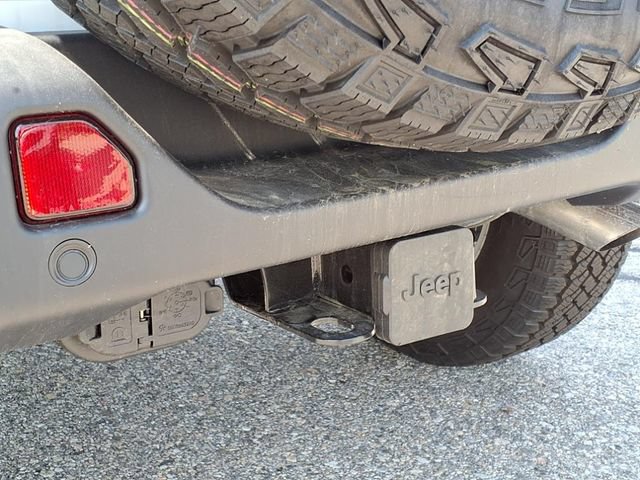 New 2025 Jeep Wrangler Unlimited Sahara w/ Safety Group AWD/4WD image 6