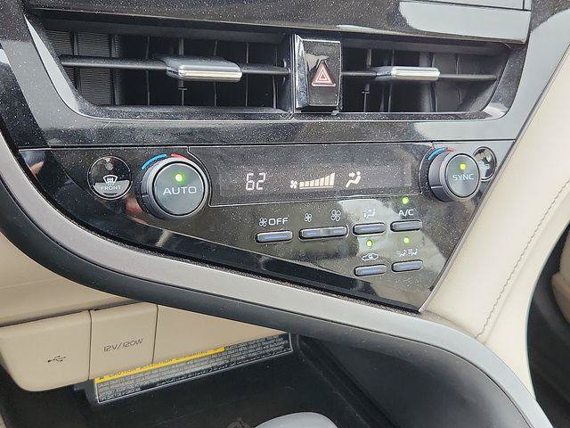Certified 2021 Toyota Camry XLE w/ Cold Weather Package FWD image 17