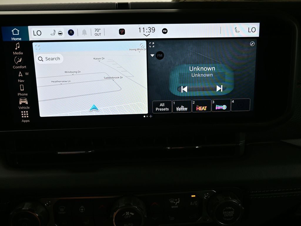 New 2025 Jeep Wrangler Unlimited Rubicon w/ Safety Group image 21