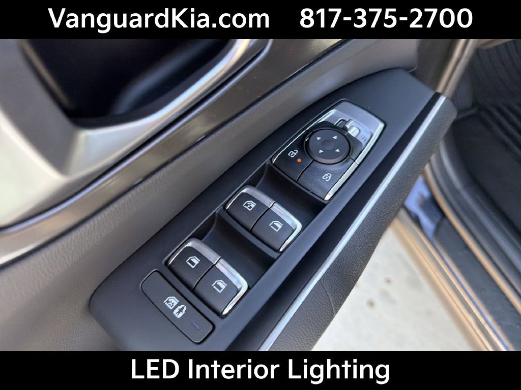 Used 2026 Kia Sorento S w/ S Panoramic Sunroof Package FWD image 17