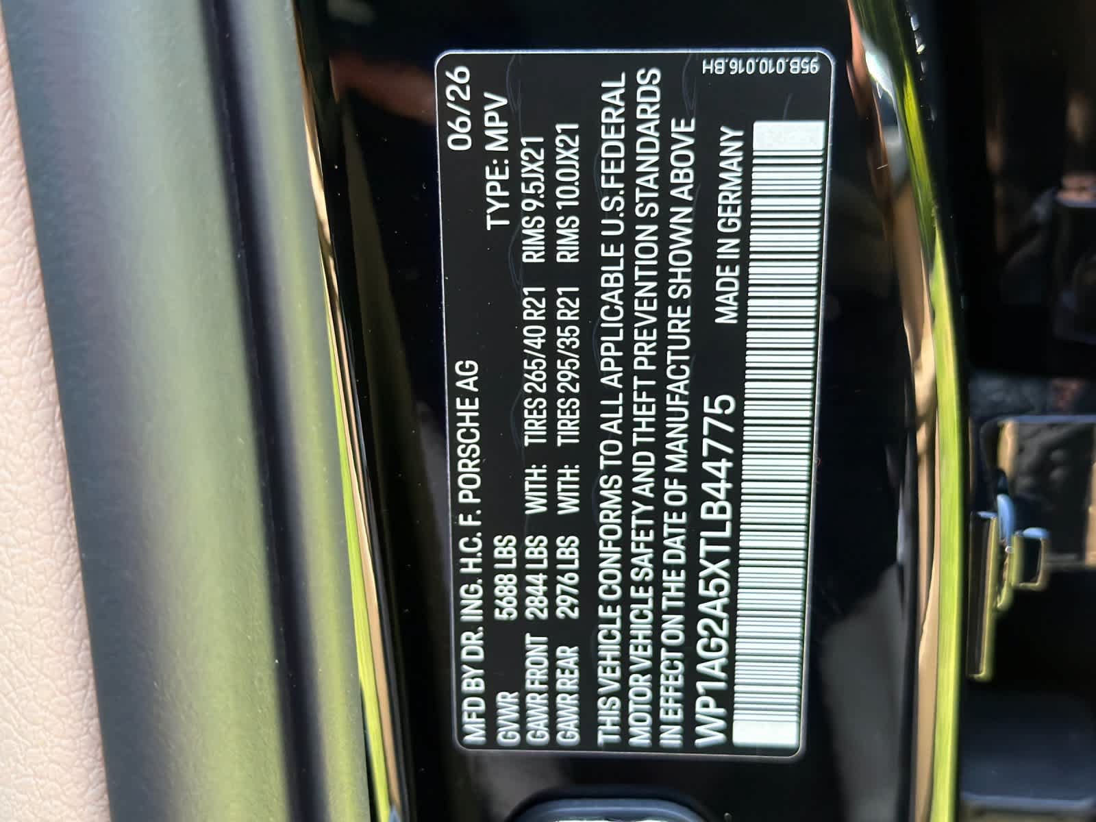 New 2026 Porsche Macan S AWD/4WD image 34