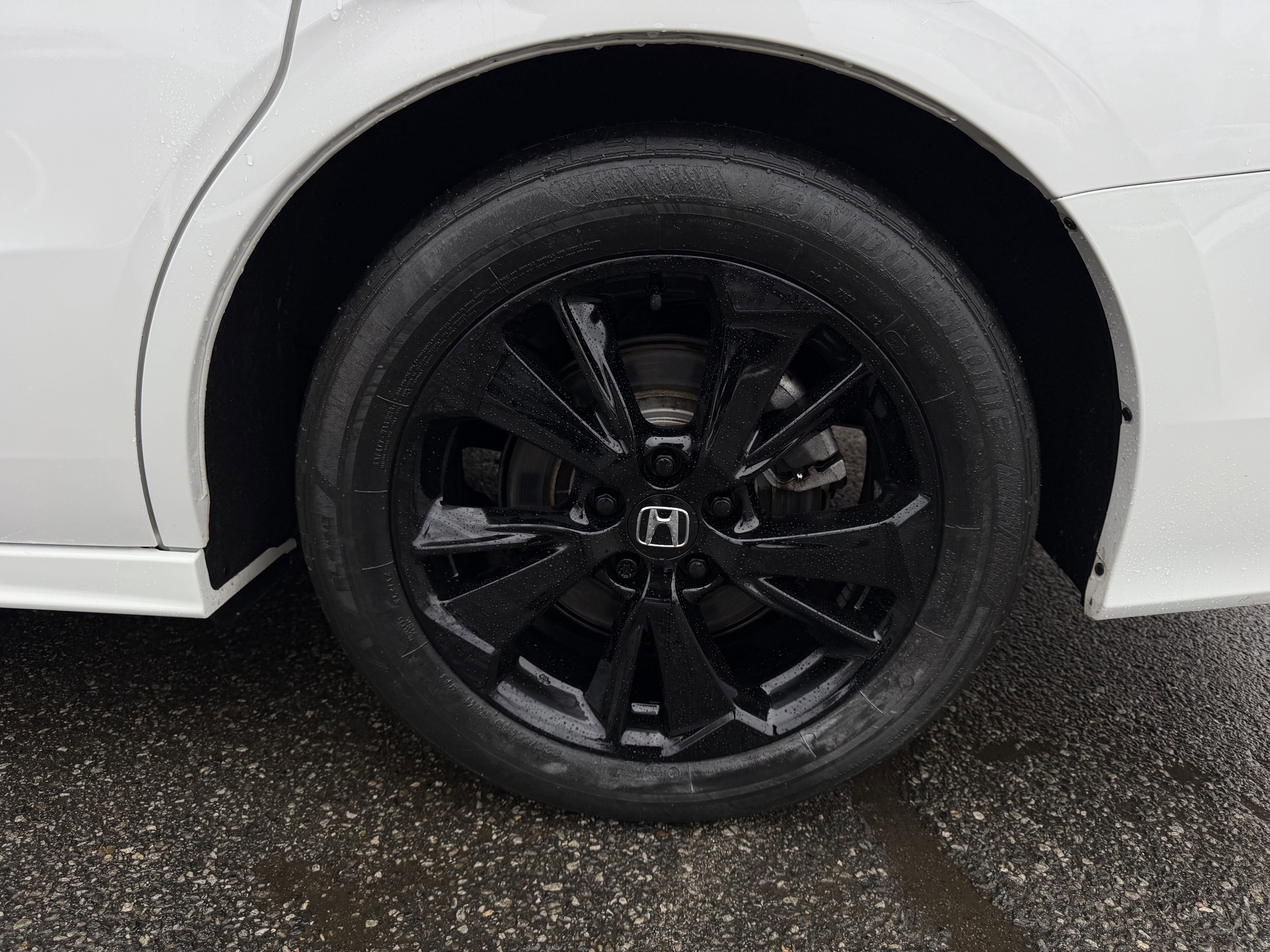 Certified 2023 Honda Odyssey Sport image 8