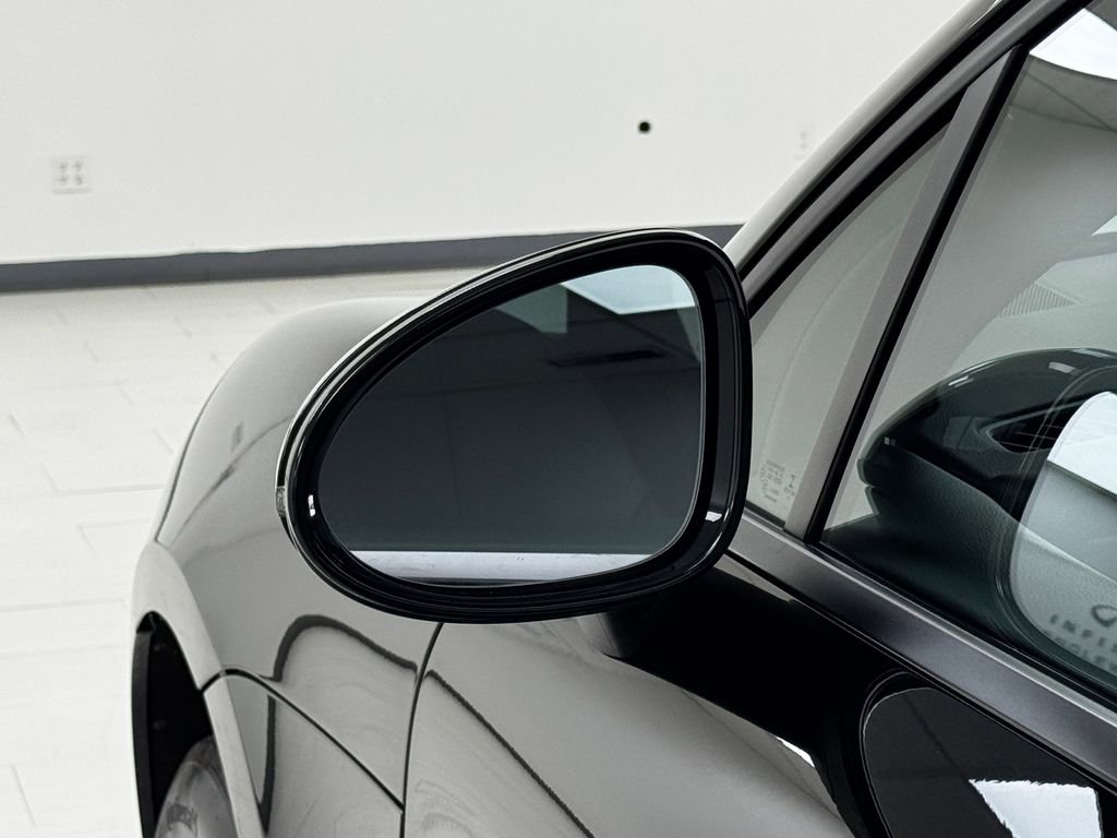 Used 2019 Porsche Macan image 35