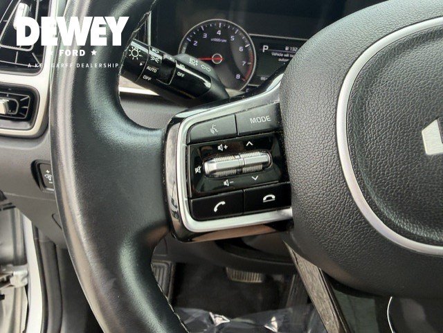Used 2022 Kia Sorento EX w/ Panoramic Sunroof Package FWD image 14