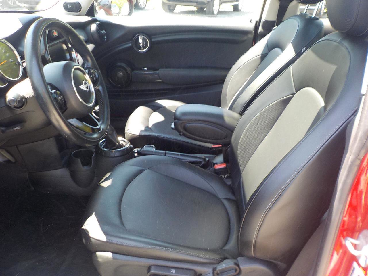 Used 2015 MINI Cooper 2-Door Hardtop FWD image 19