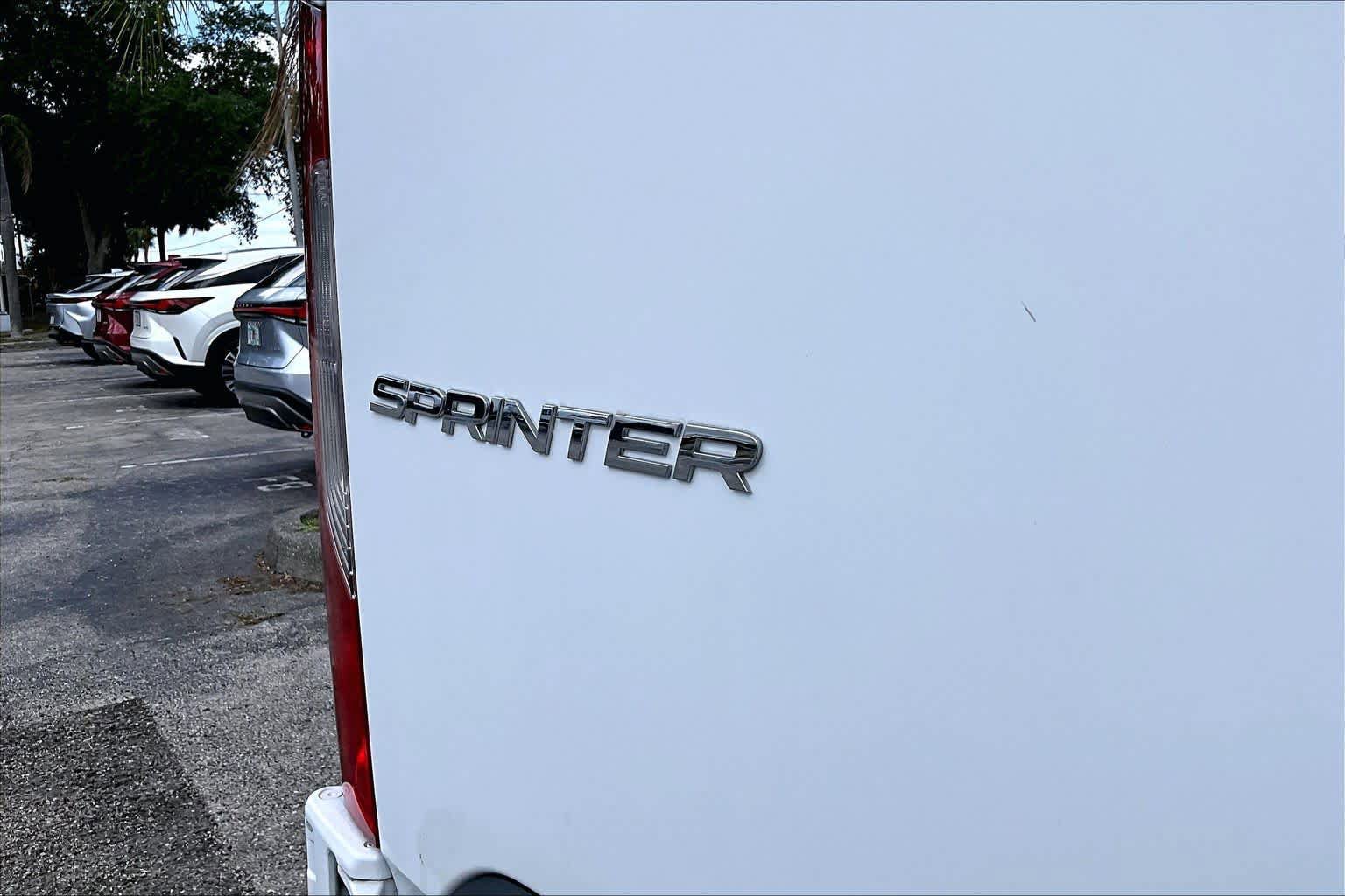 Used 2020 Mercedes-Benz Sprinter 2500 image 10