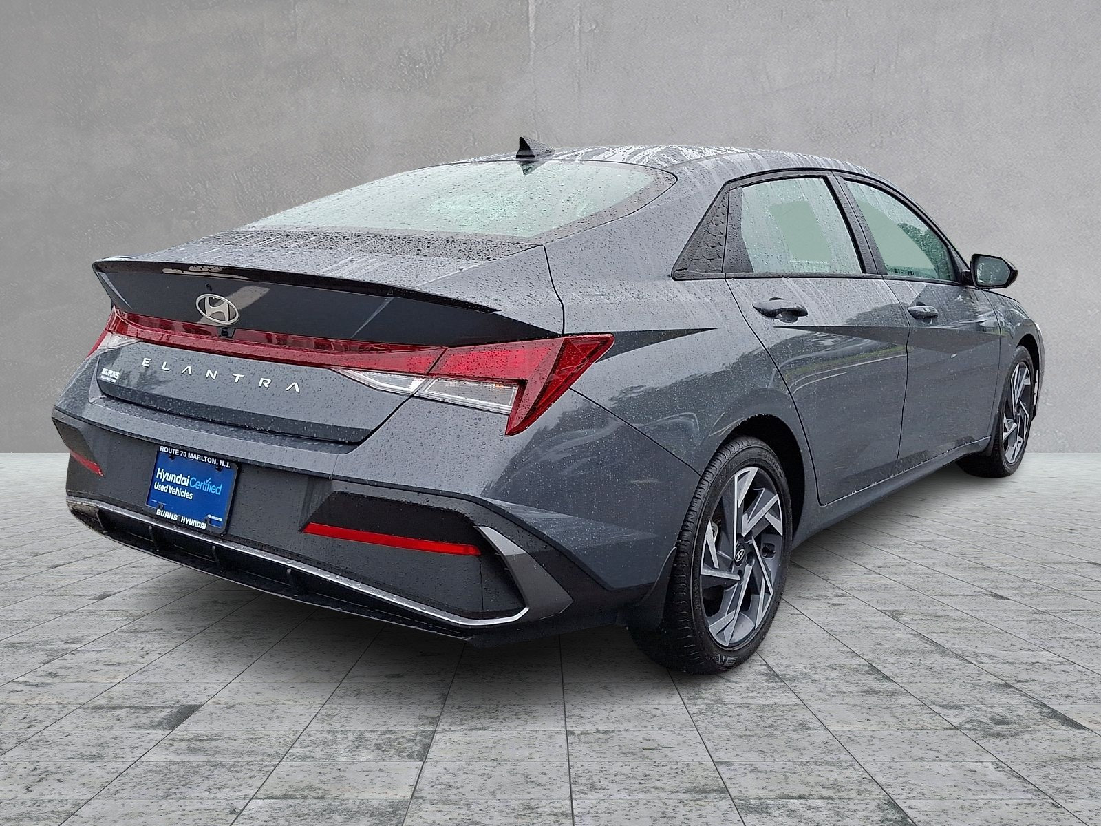 Certified 2025 Hyundai Elantra Sport FWD image 4