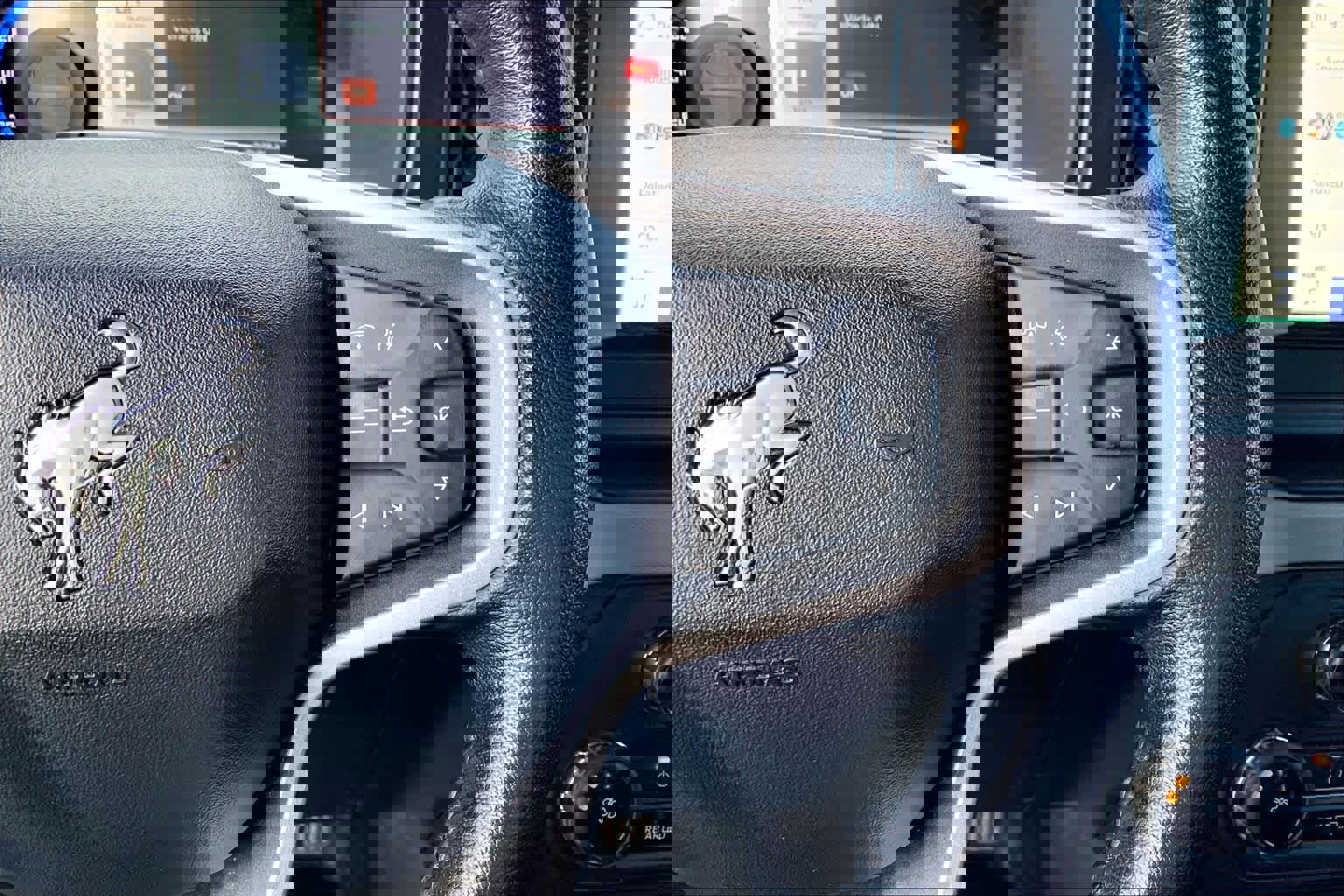 Used 2023 Ford Bronco Badlands image 25