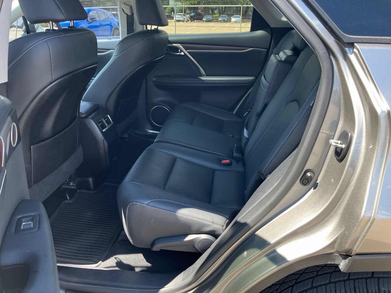 Used 2022 Lexus RX 350 FWD w/ Premium Package image 8