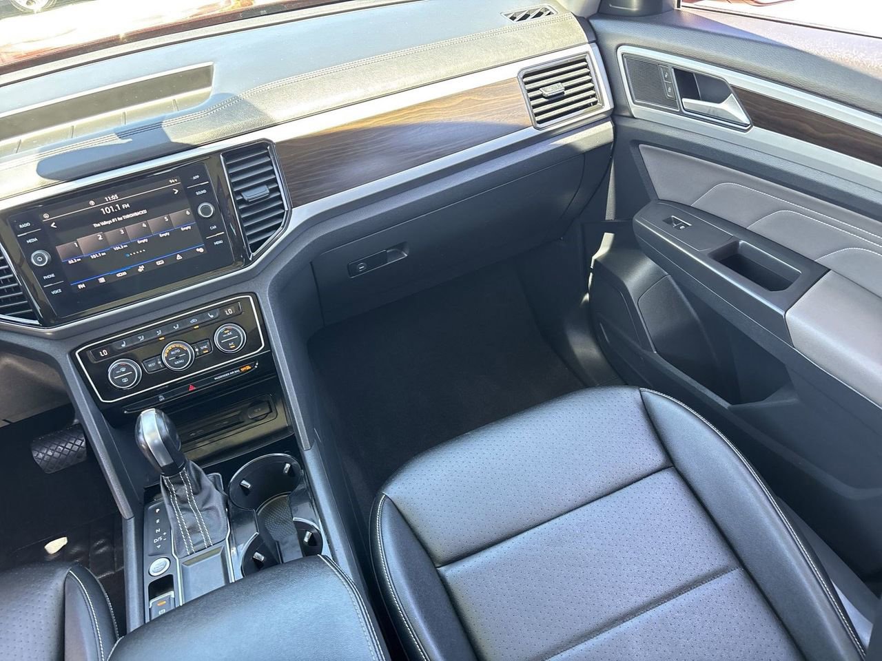 Used 2023 Volkswagen Atlas SE FWD image 13