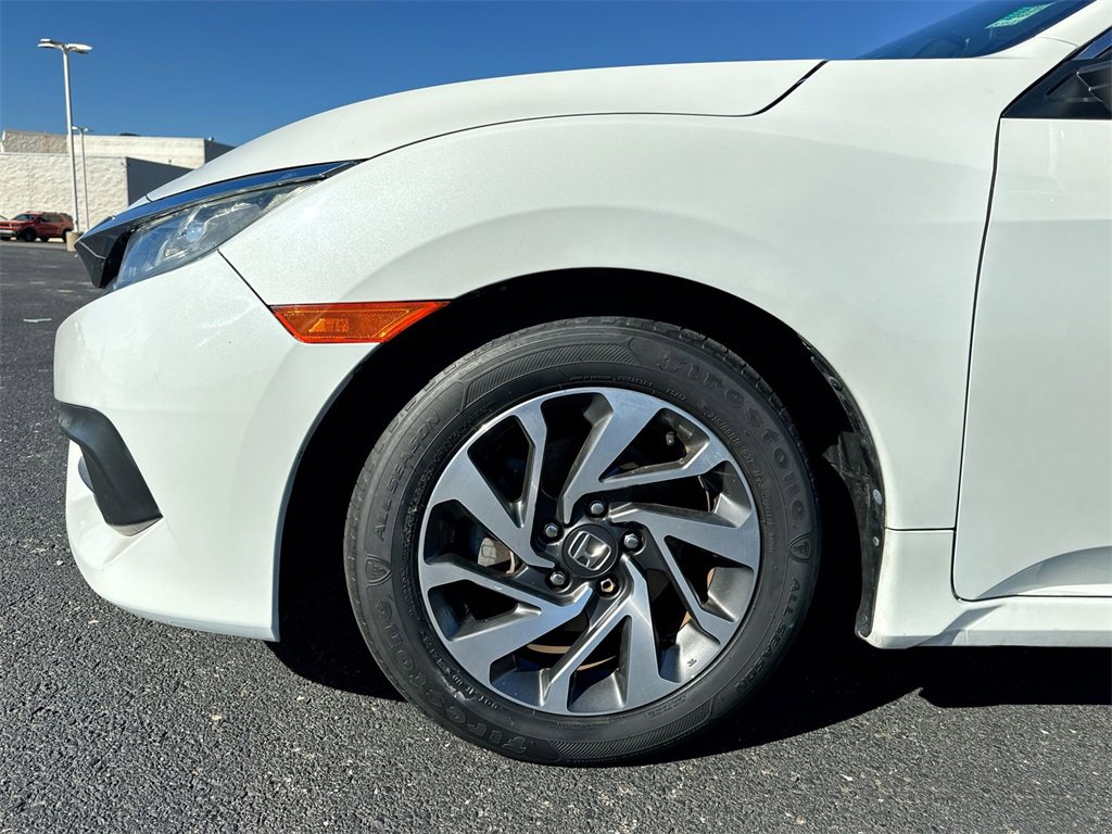 Used 2018 Honda Civic EX image 10