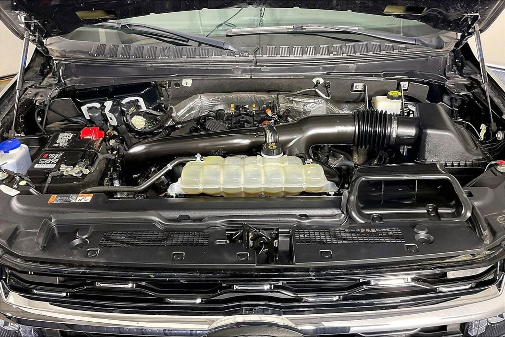 Used 2023 Ford Expedition Max Limited image 13