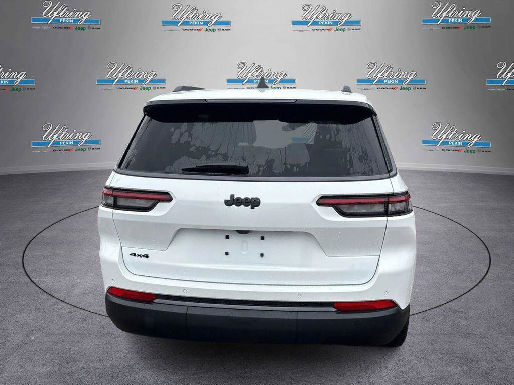 New 2026 Jeep Grand Cherokee L Limited w/ Limited Altitude Package AWD/4WD image 4