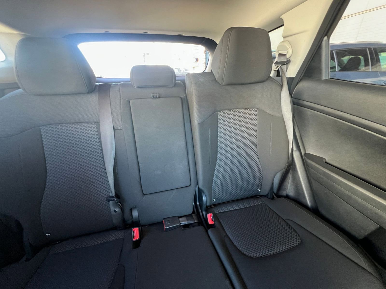 Used 2025 Kia Sportage LX FWD image 37