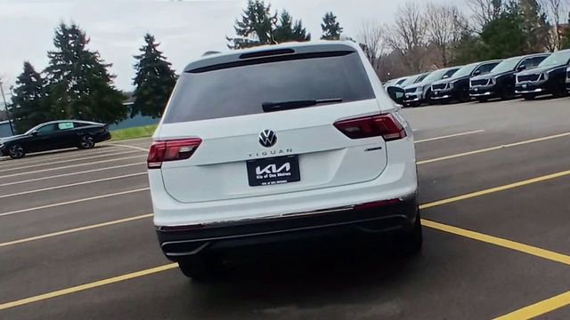 Used 2022 Volkswagen Tiguan S image 2