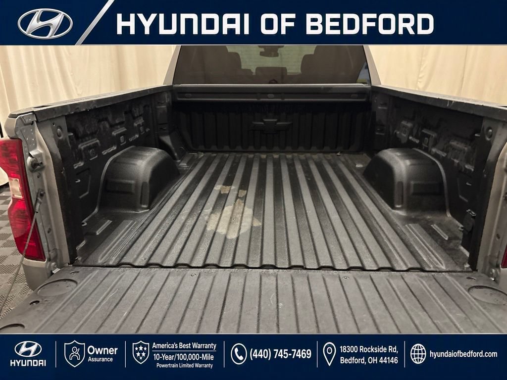 Used 2025 Chevrolet Silverado 1500 LT w/ Protection Package AWD/4WD image 12