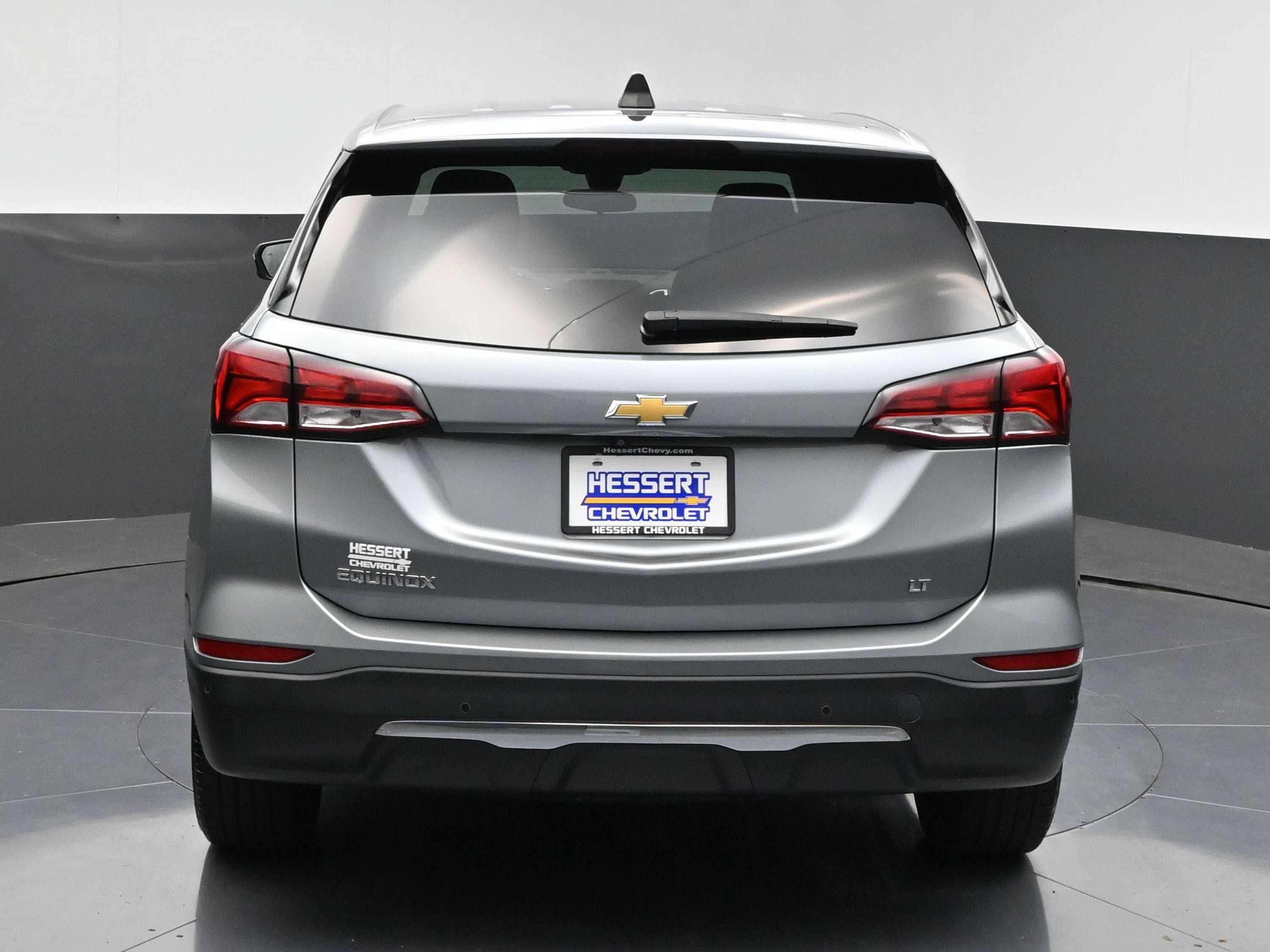 Used 2024 Chevrolet Equinox LT FWD image 6