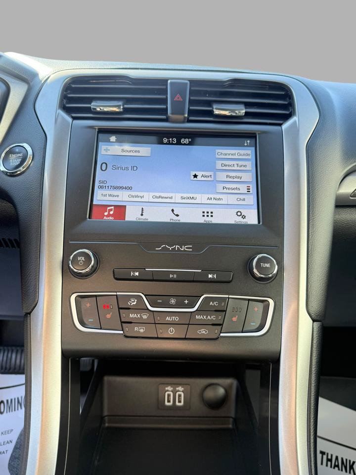 Used 2019 Ford Fusion SEL FWD image 30