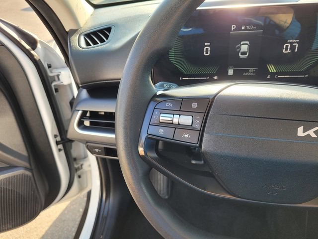 Used 2025 Kia K4 FWD image 18